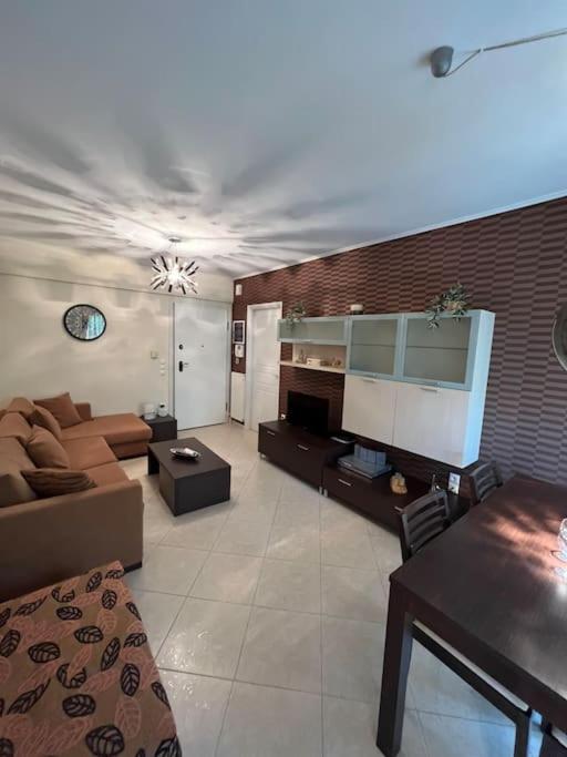 Comfortable At Skouze Hill * Atenas
