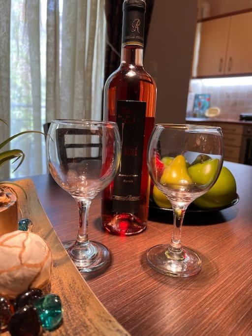 Apartamento Comfortable At Skouze Hill Atenas